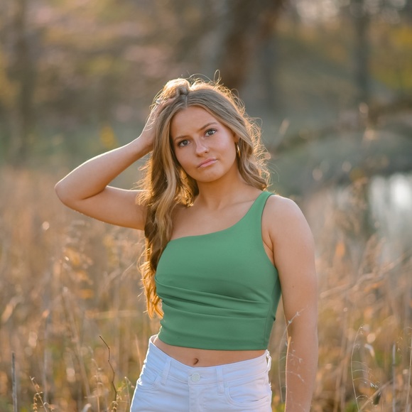 Meet your Posher, Meredith - Picture 11 of 13